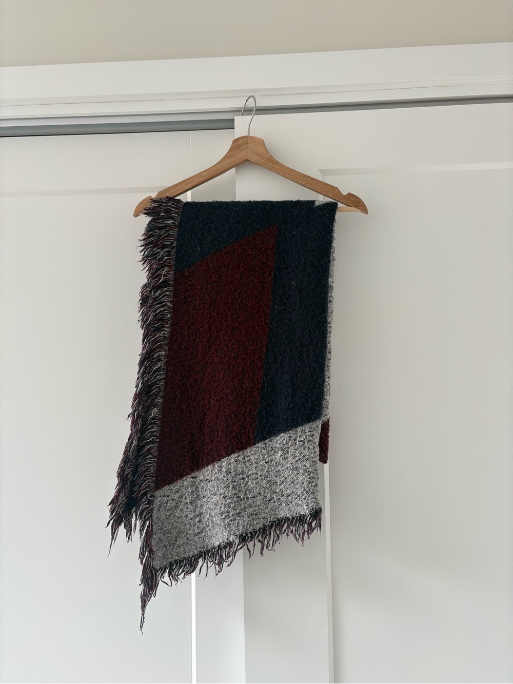 H&M Colorblock Fringe Scarf in Burgundy, Navy & Gray